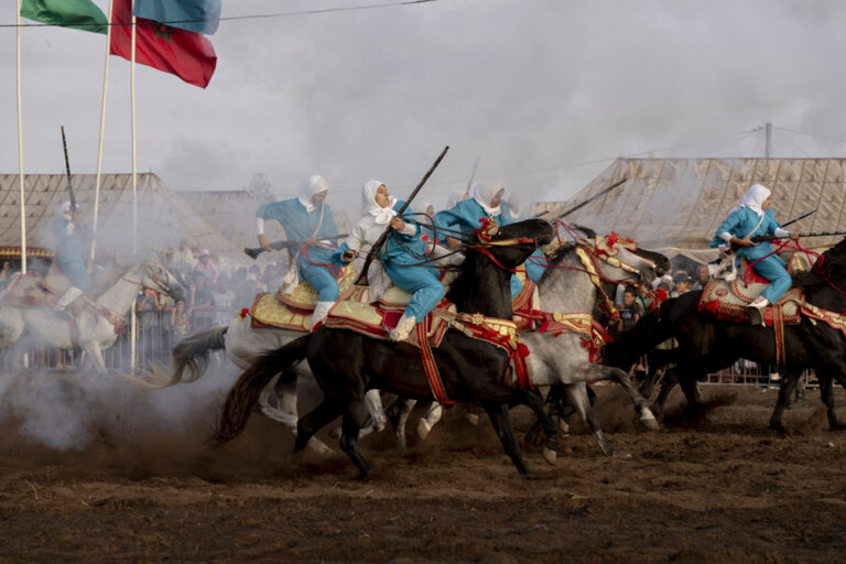 Farīsāt Gunpowder’s Daughters