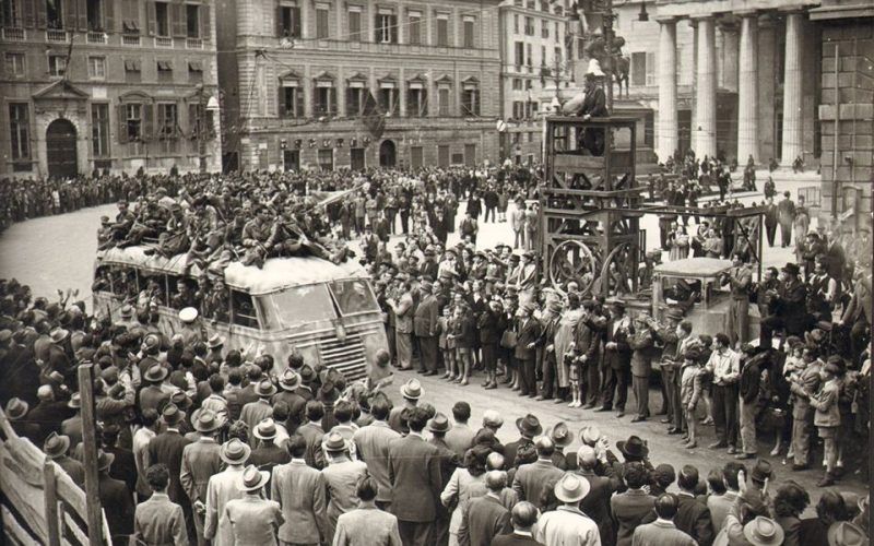 W IL 25 APRILE! 80 ANNI DI MANIFESTAZIONI E PIAZZE