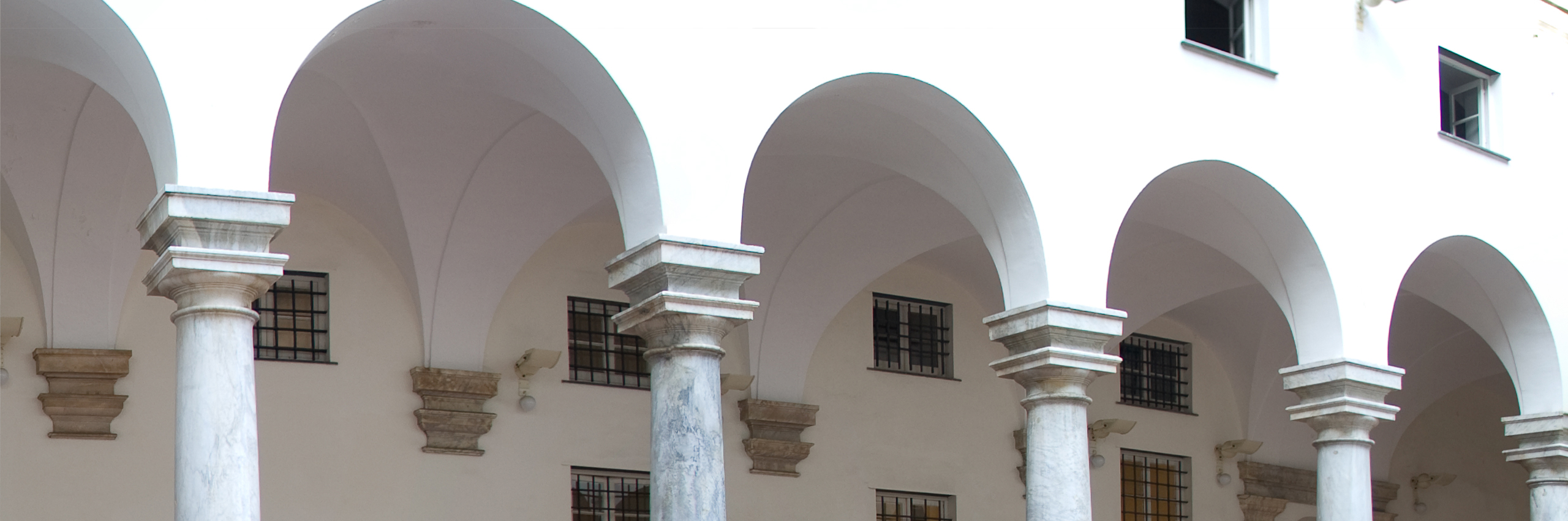 Palazzo Ducale Banner Sostienici